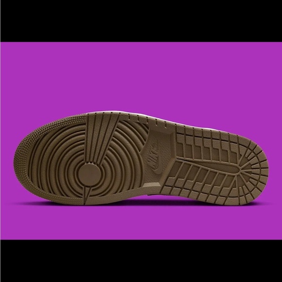 Nike Air Jordan 1 Low Purple Mocha Brown Shoes 553558-215 Men's Size 10 NEW - Picture 4 of 5